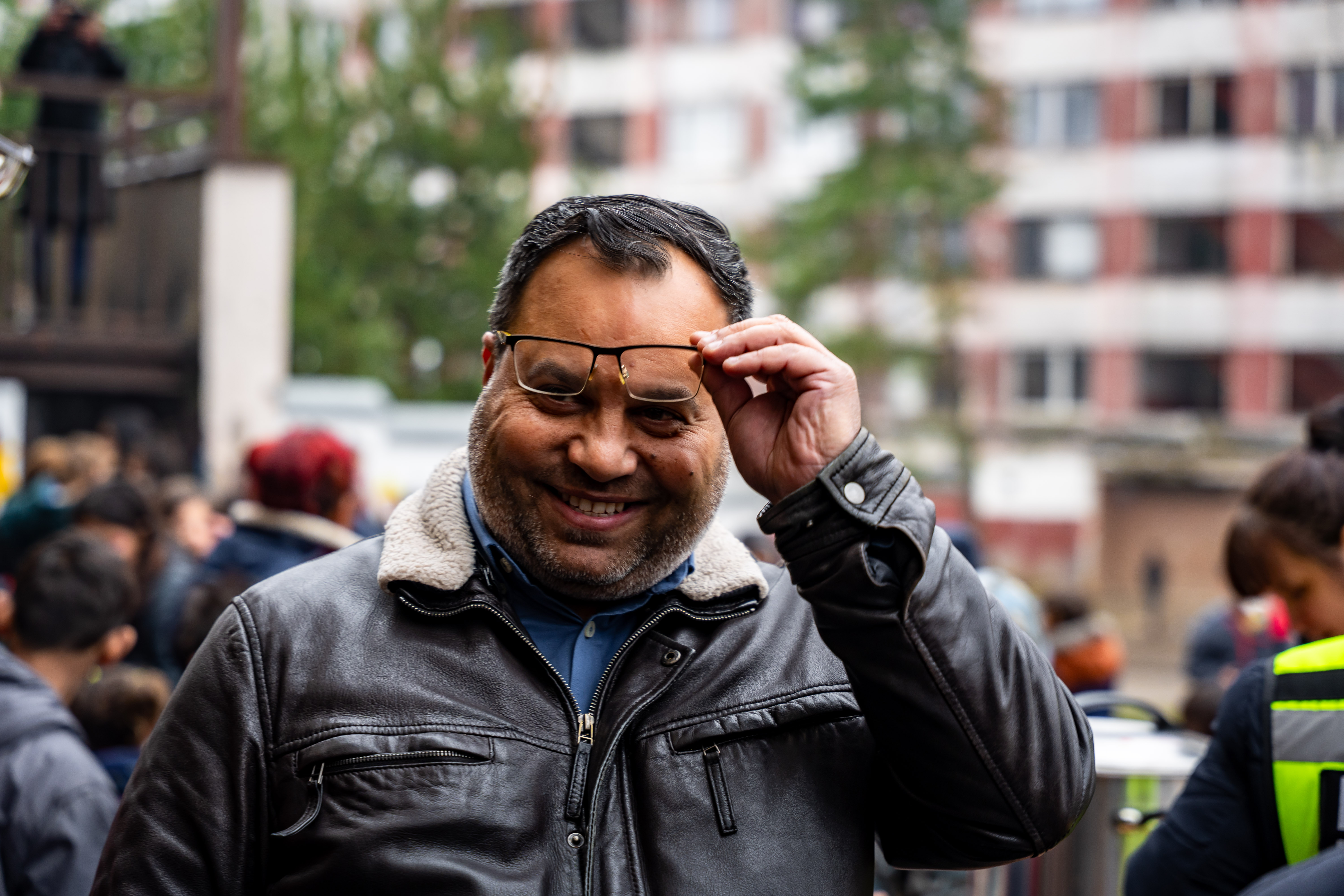 Odovzdanie dobrovolnej zbierky - Pomozme mrznucim detom